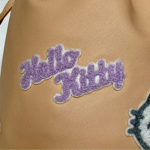 Hello Kitty bucket bag - Picture 10 of 14